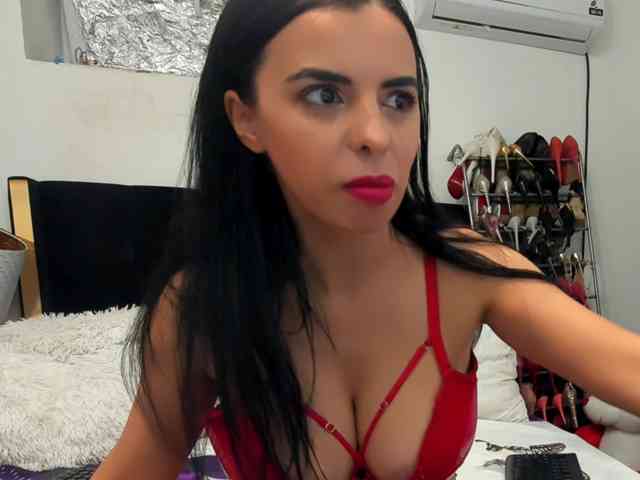 JuliaHayes webcam