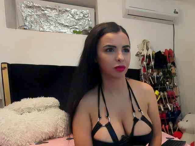 JuliaHayes webcam
