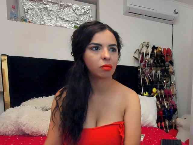 JuliaHayes webcam