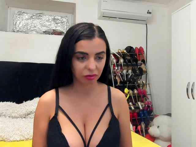 JuliaHayes