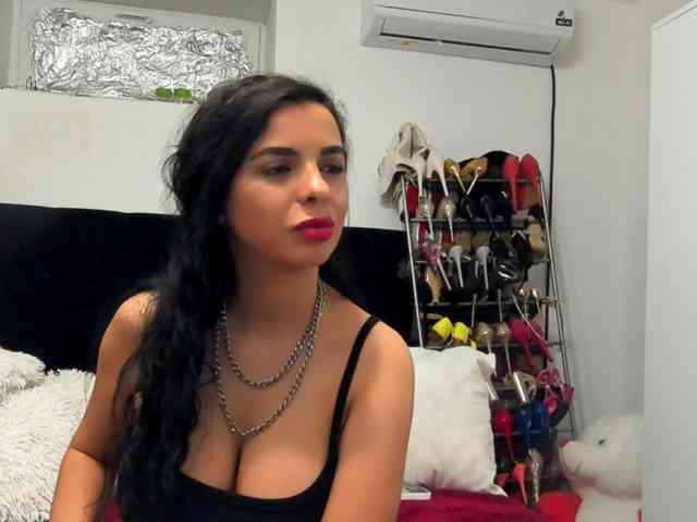 JuliaHayes