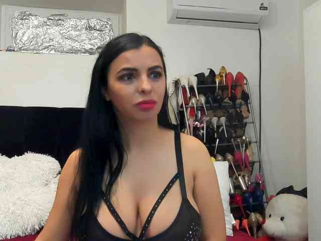 JuliaHayes webcam
