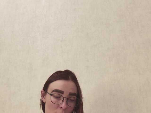 AndreElis's BongaCams show and profile