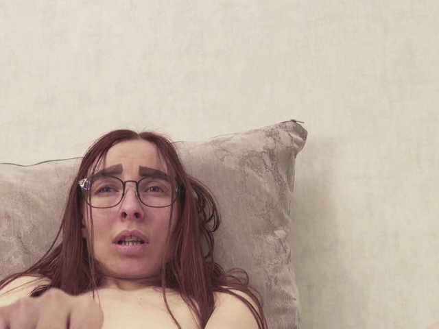 AndreElis's BongaCams show and profile