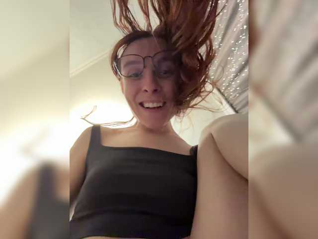 AndreElis live cam on BongaCams