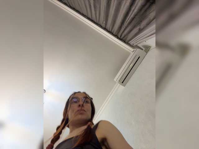 AndreElis live cam on BongaCams