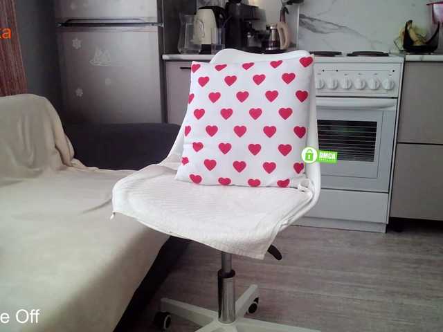 Desirable3's BongaCams show and profile