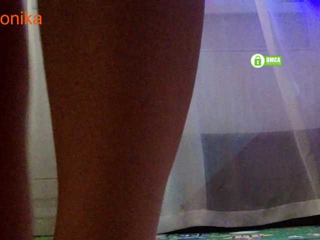 Desirable3 live cam on BongaCams