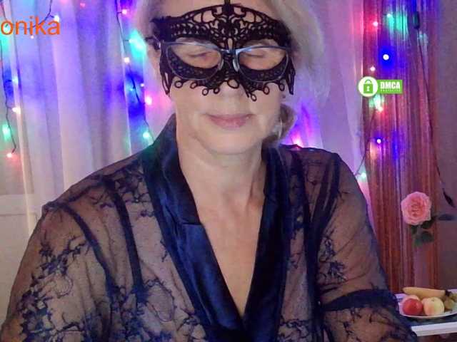 Desirable3 live cam on BongaCams