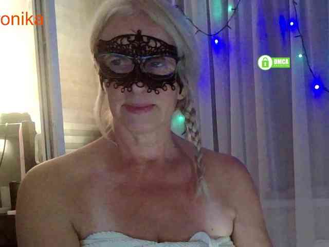 _Desirable_ webcam