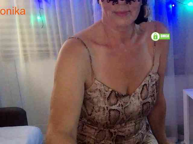 _Desirable_ webcam