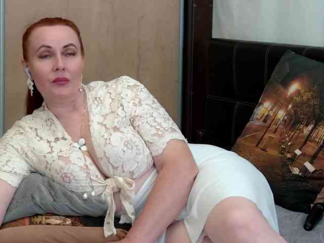 IrennaShine webcam