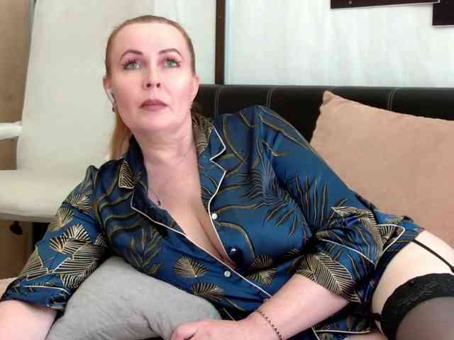 IrennaShine webcam