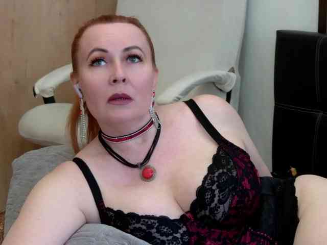 IrennaShine webcam