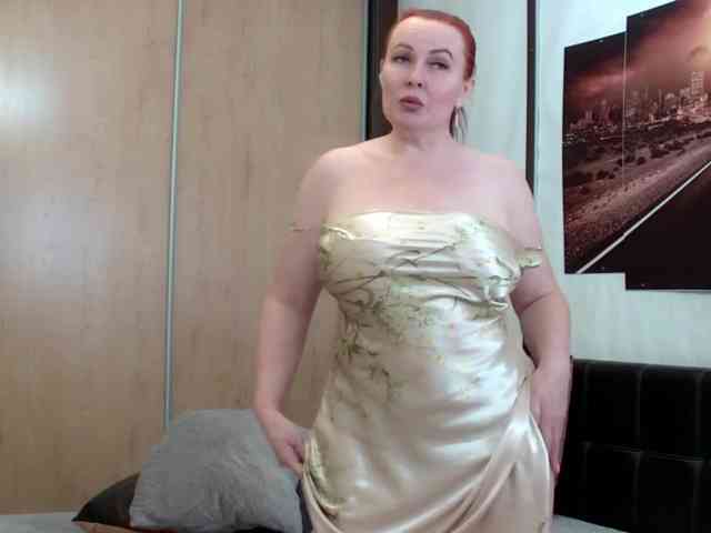IvettaShine Sex Cam Show