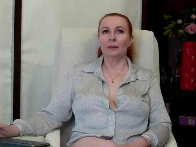 IrennaShine webcam