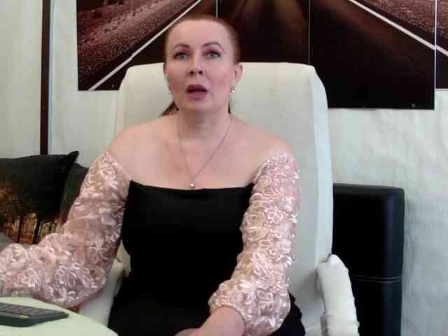 IrennaShine webcam