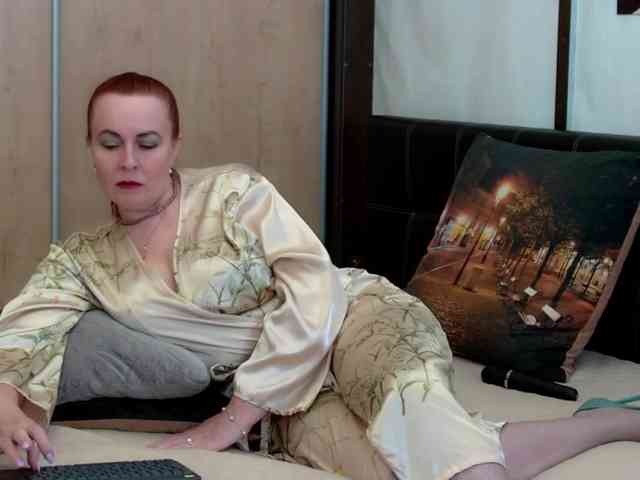IrennaShine webcam