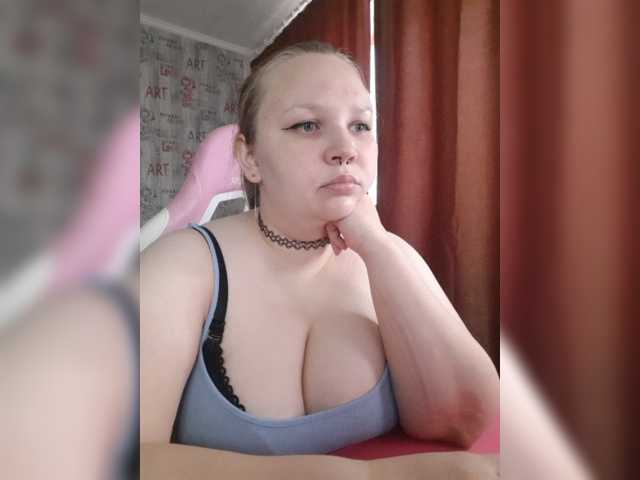 Irinkakissa live cam on BongaCams