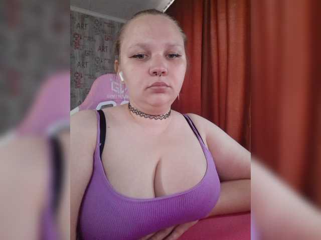Irinkakissa live cam on BongaCams