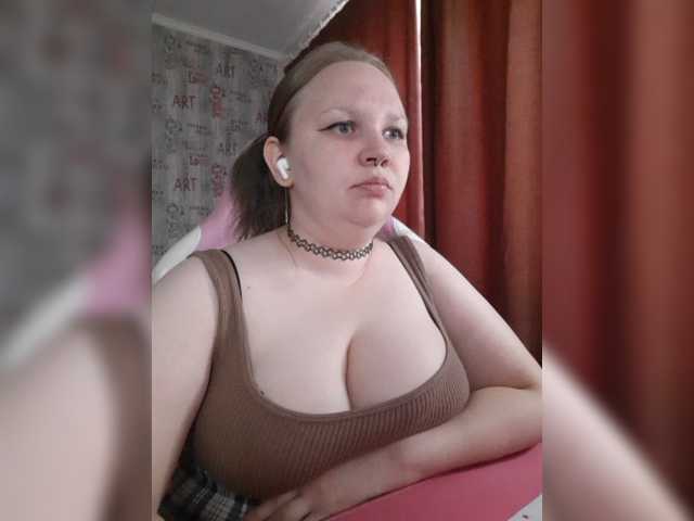 Irinkakissa, en vivo ahora en BongaCams