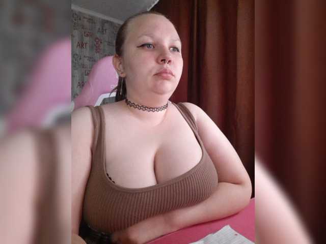 Irinkakissa, live now on BongaCams