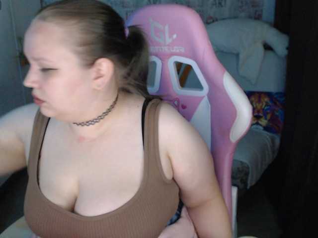 Irinkakissa live cam on BongaCams
