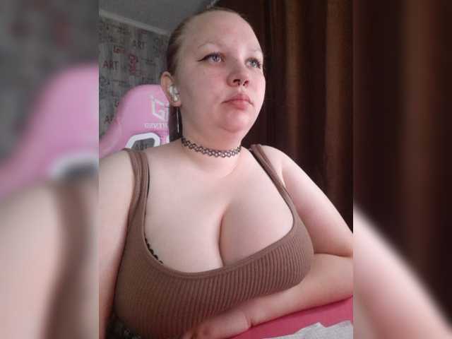 Irinkakissa live cam on BongaCams