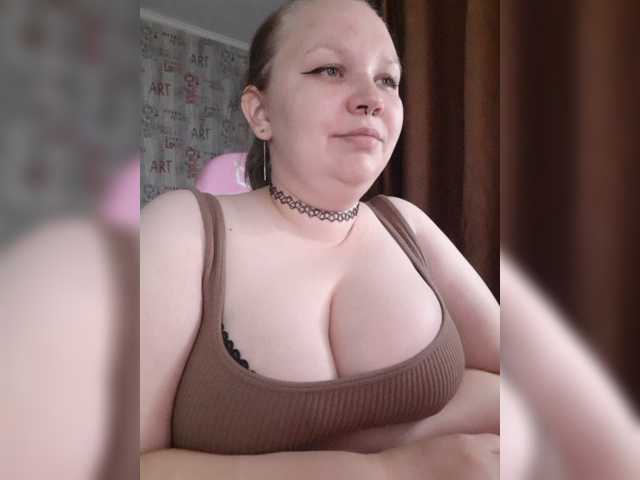 Irinkakissa, live now on BongaCams