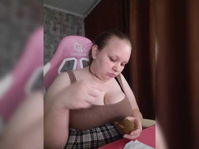 Irinkakissa, live now on BongaCams