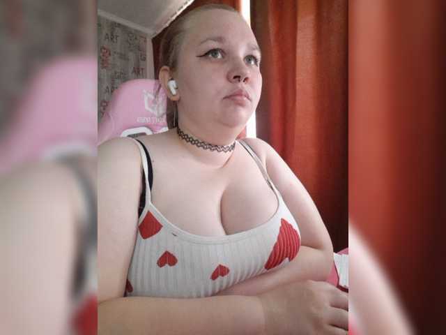 Irinkakissa live cam on BongaCams