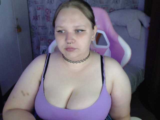 Irinkakissa live cam on BongaCams