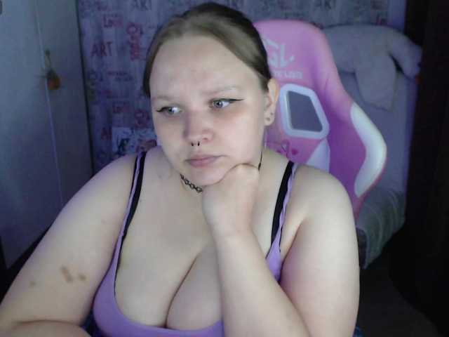 Irinkakissa live cam on BongaCams