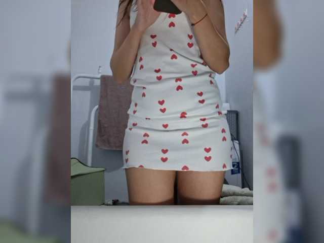 Made_in_paradise live cam preview