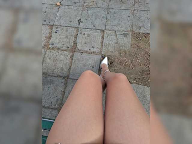 Made_in_paradise live cam preview