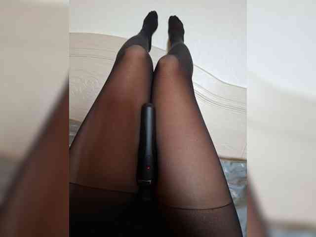 Made_in_paradise webcam