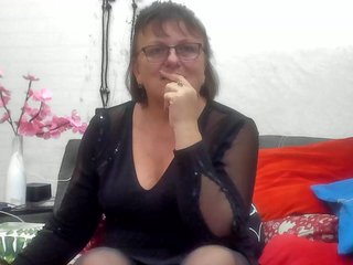 KyliePage1