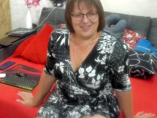 KyliePage1
