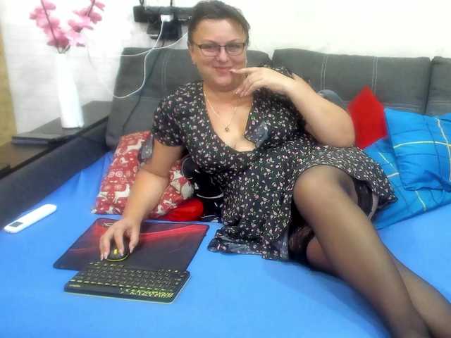 KyliePage1