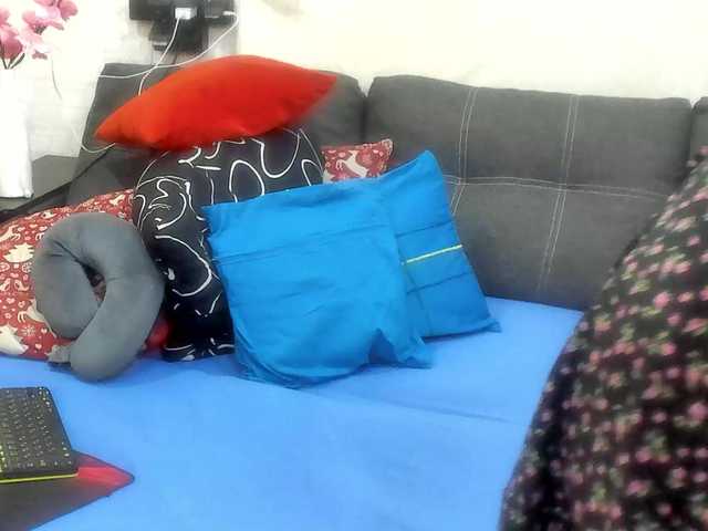 KyliePage1 live cam on BongaCams