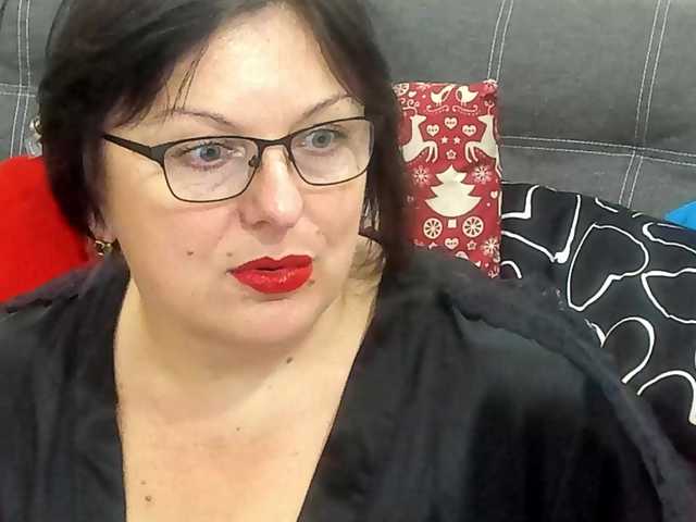  KyliePage1 chat room