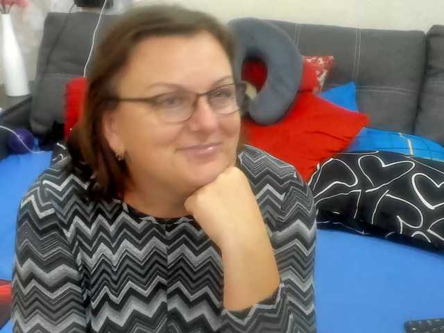 KyliePage1