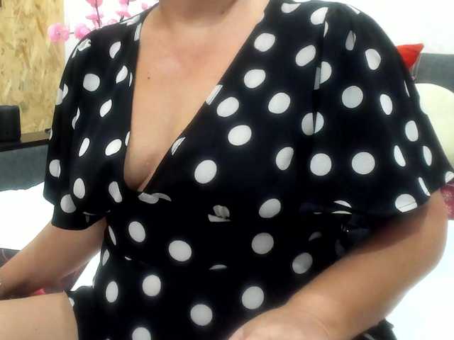 KyliePage1