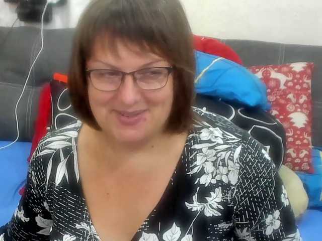 KyliePage1