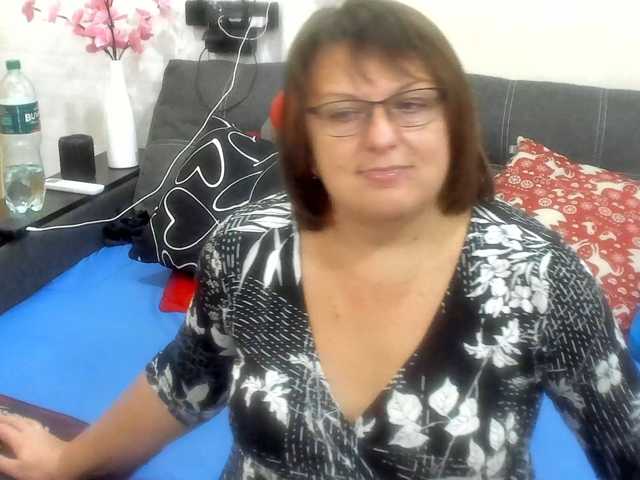 KyliePage1