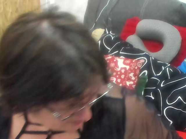 KyliePage1