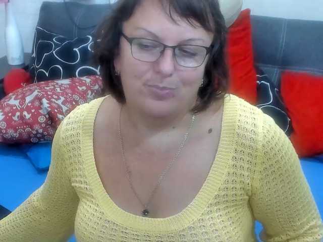 KyliePage1