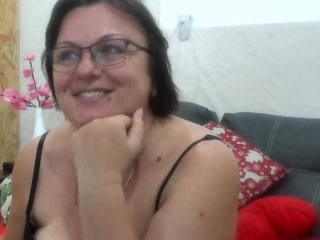 KyliePage1
