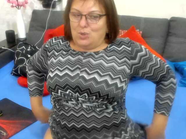 KyliePage1