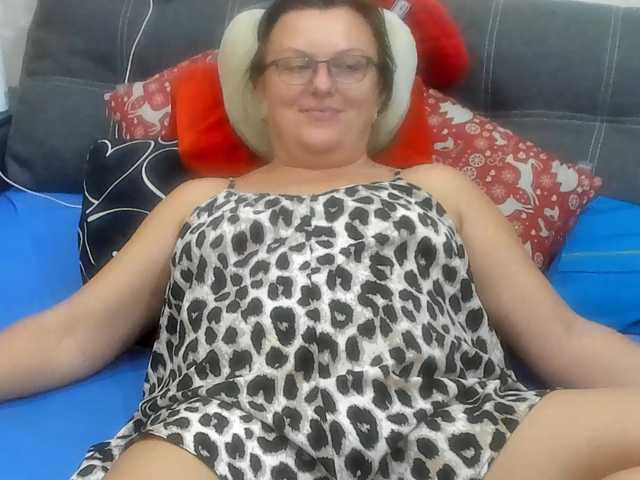 KyliePage1